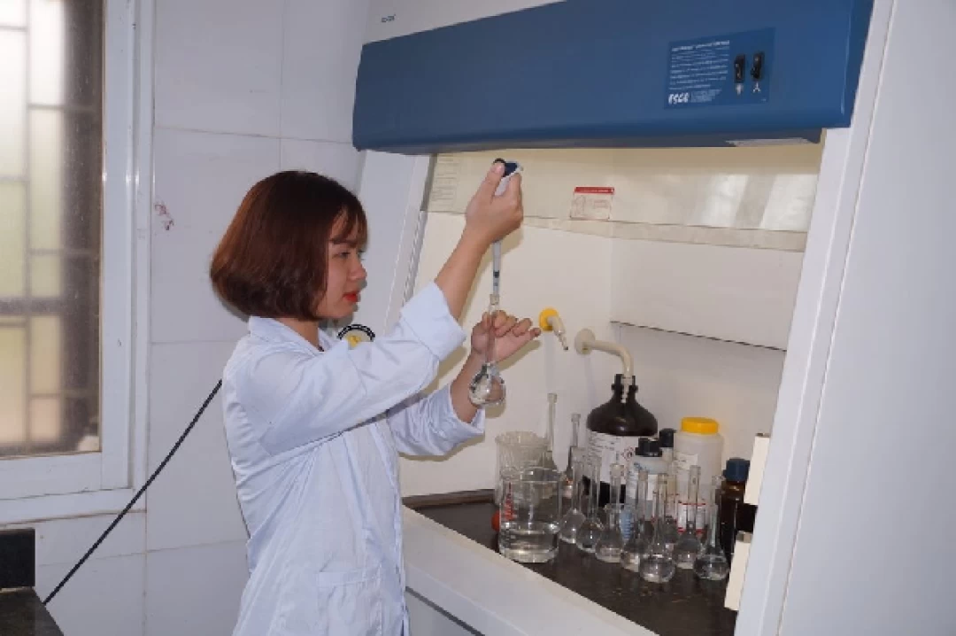 phan-tich-moi-truong